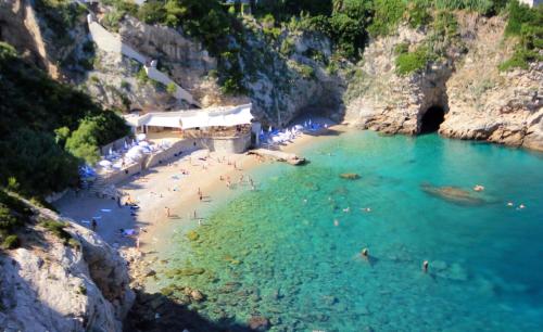 Ivana central apartment beach 100m in Dubrovnik, Croatia