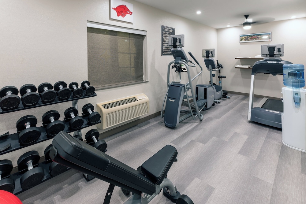 Candlewood Suites Fayetteville University of Arkansas by IHG - photo 23