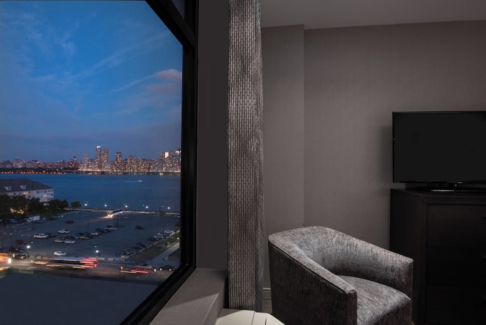 Residence Inn by Marriott Weehawken - photo 20