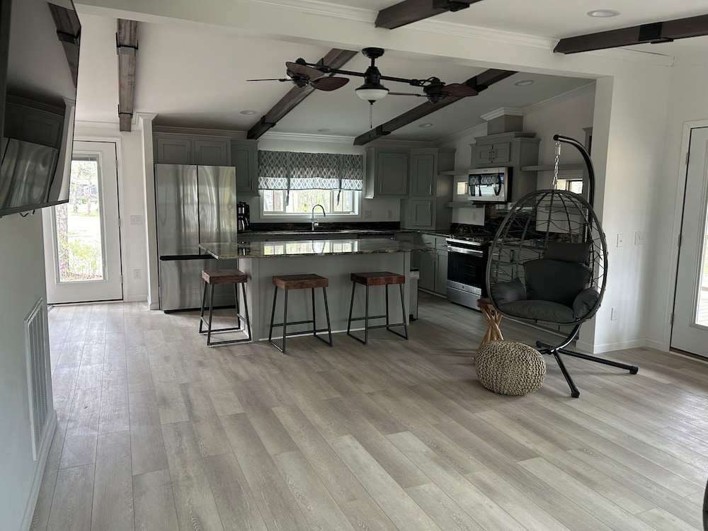 Swan Lake Resort Rentals - photo 85