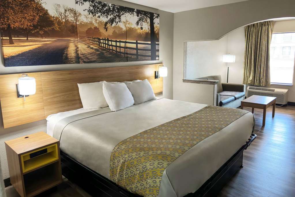 Days Inn & Suites by Wyndham Opelousas - photo 16