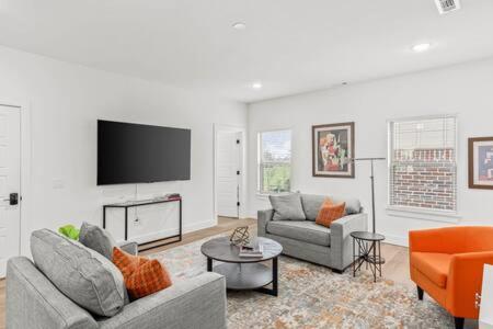 The O’Keeffe 2nd Floor Boutique Hotel Suite