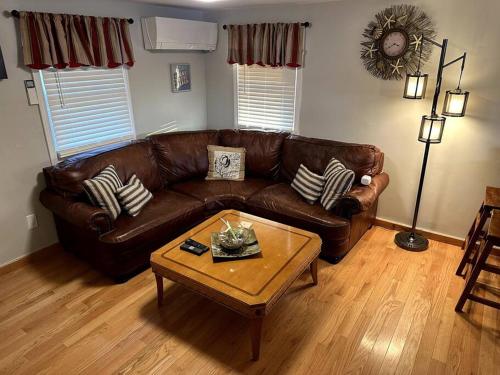 A Cozy Place At Fieldstone Beach — 4-Star Luxury Hotel in Marshfield, United States