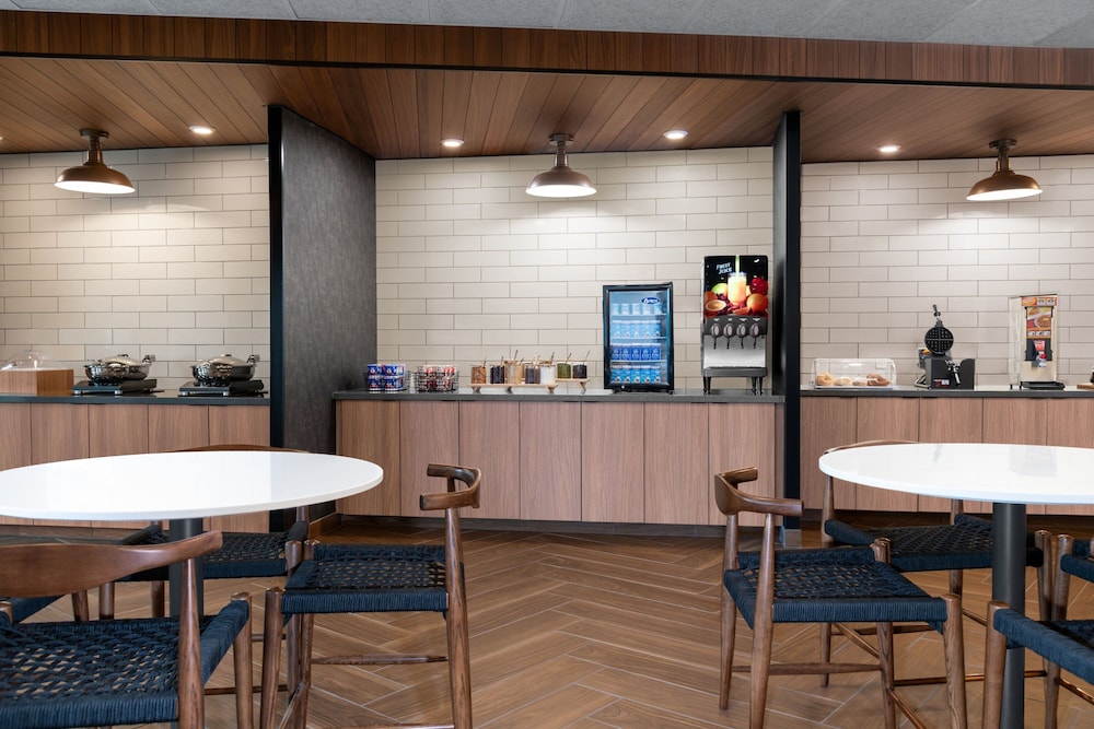 Fairfield by Marriott Inn & Suites Sioux Center - photo 24