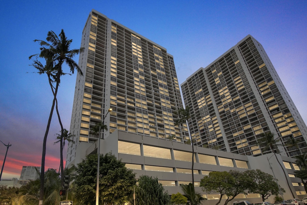Waikiki Banyan Condo Located One Block From Waikiki Beach by Koko Resort Vacation Rentals - photo 160