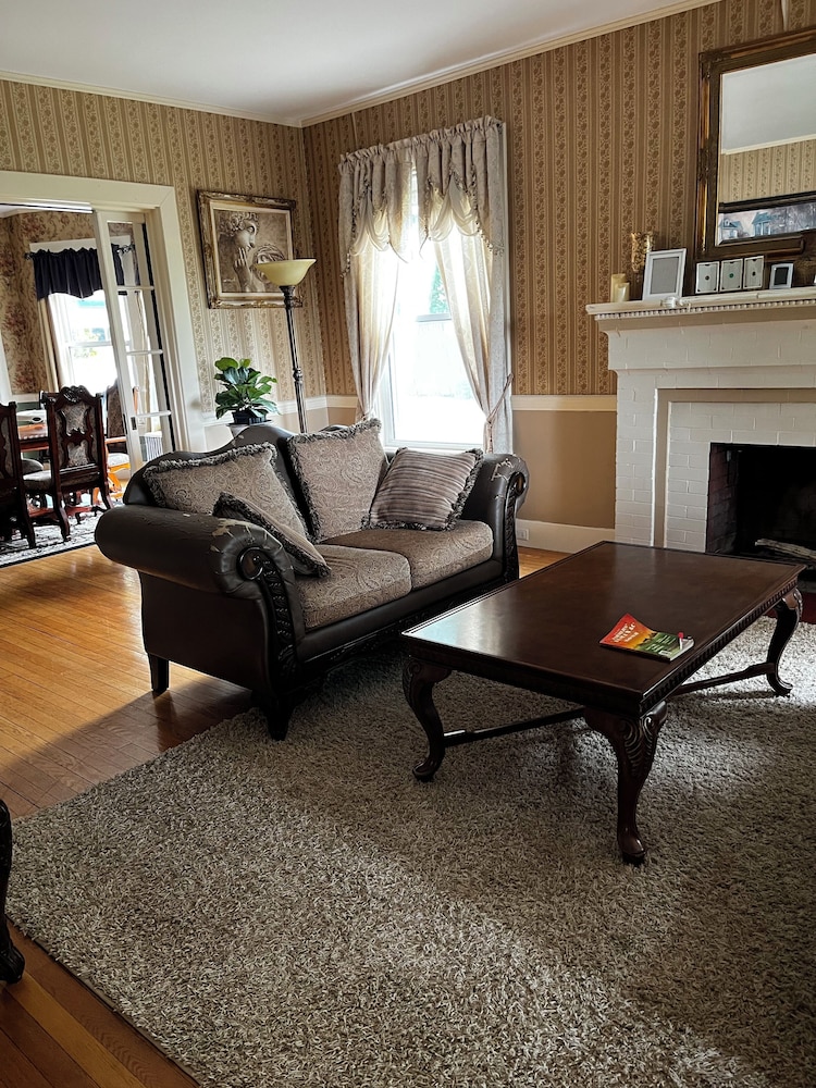 Taylor Edes Inn - photo 16