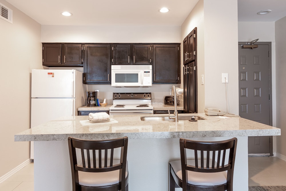 Hawthorn Suites By Wyndham Arlington Dfw South - photo 15