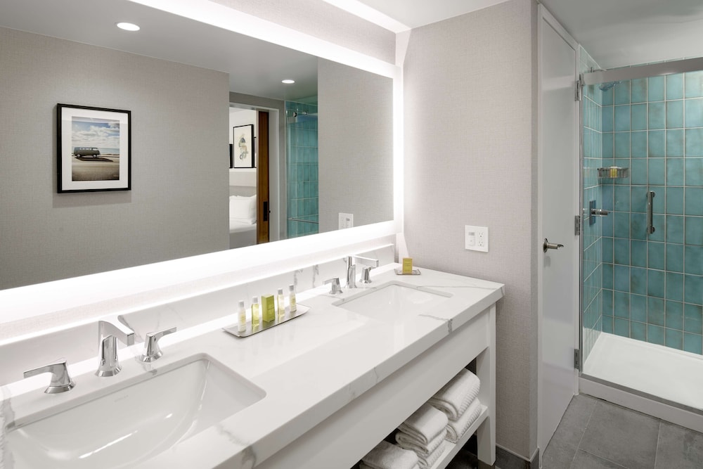 Hilton Los Angeles Culver City - photo 57