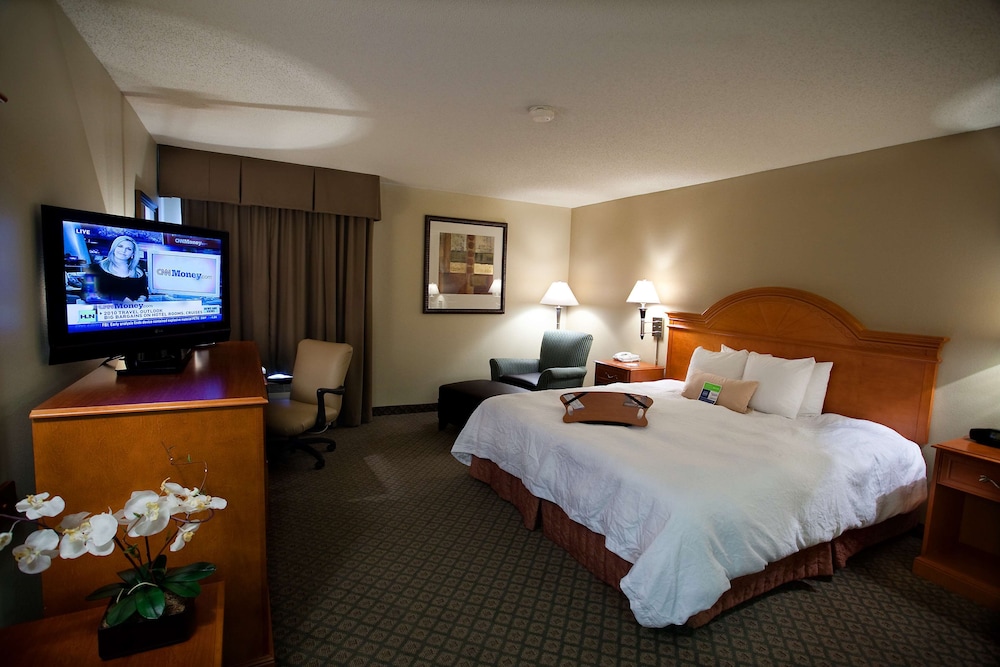 Hampton Inn Atlanta Newnan - photo 23
