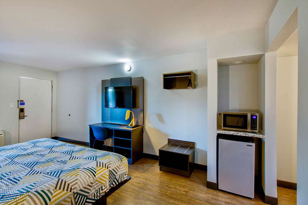 Motel 6 Fort Worth TX White Settlement - photo 11