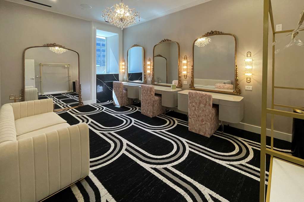 Cambria Hotel Detroit Downtown - photo 34