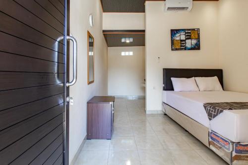 OYO 94152 Pondok Wisata Alan Dinah — hotel in Seririt