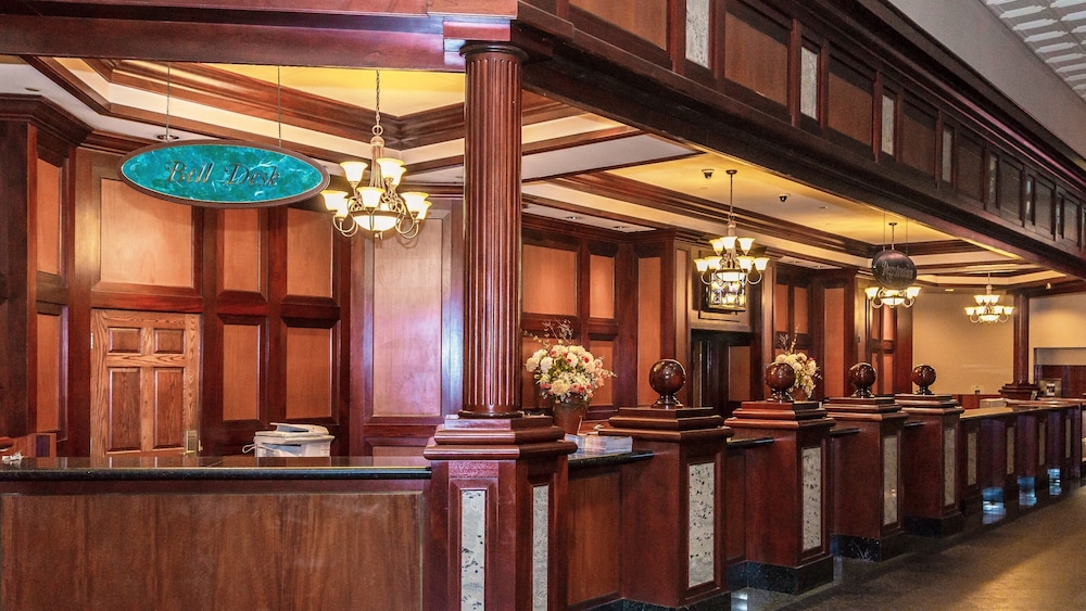 Boulder Station Hotel and Casino - photo 3
