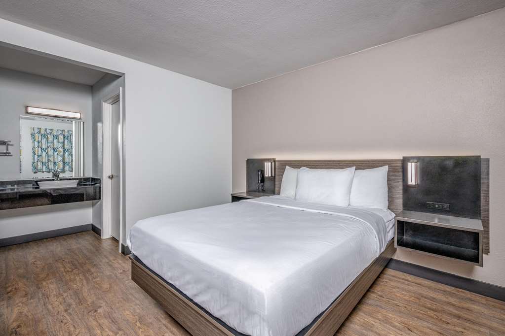 Motel 6 Euless TX Dallas - photo 16