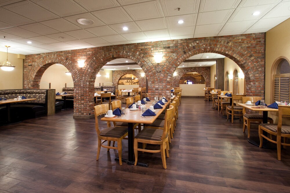 Holiday Inn Great Falls Convention Center by IHG - photo 34