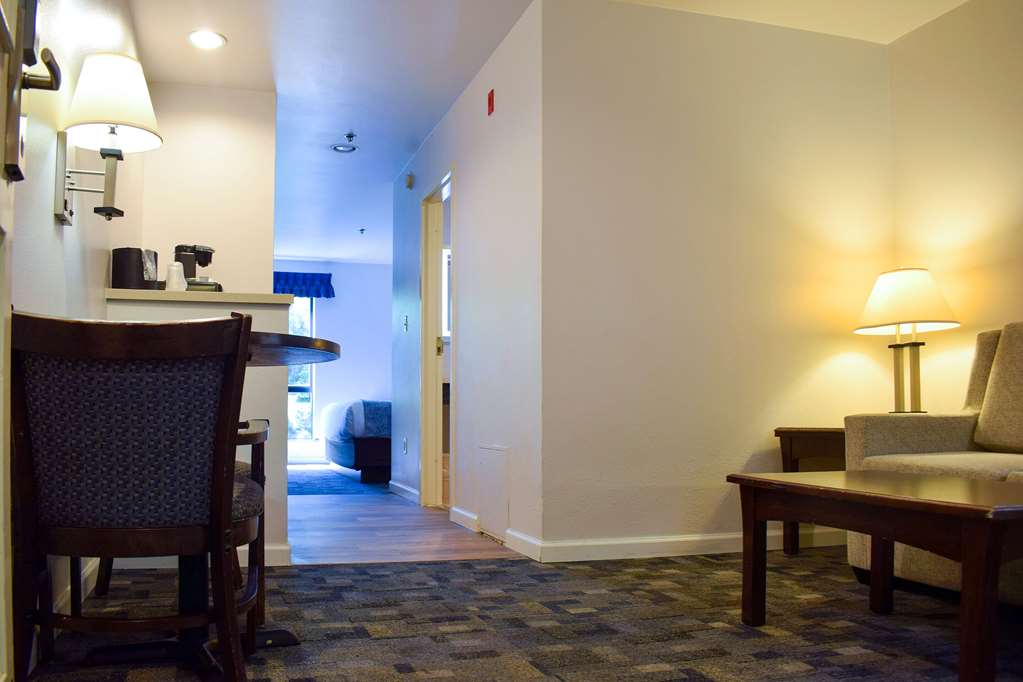 Comfort Inn Bellingham - photo 37
