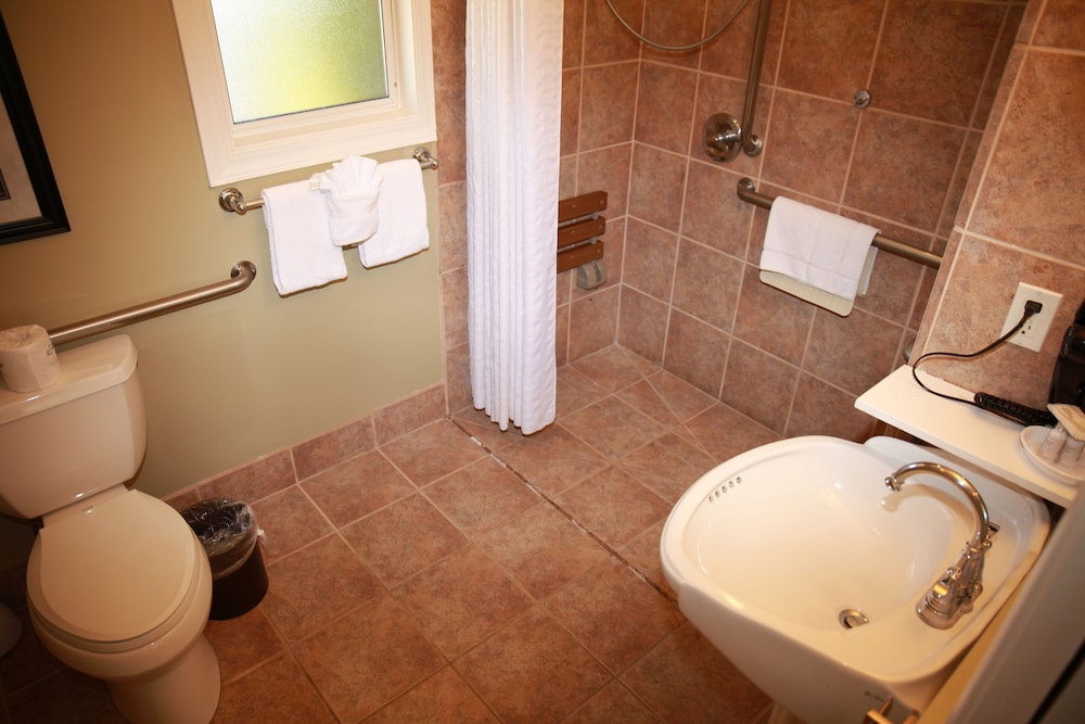 Sea Breeze Inn And Cottages - photo 54