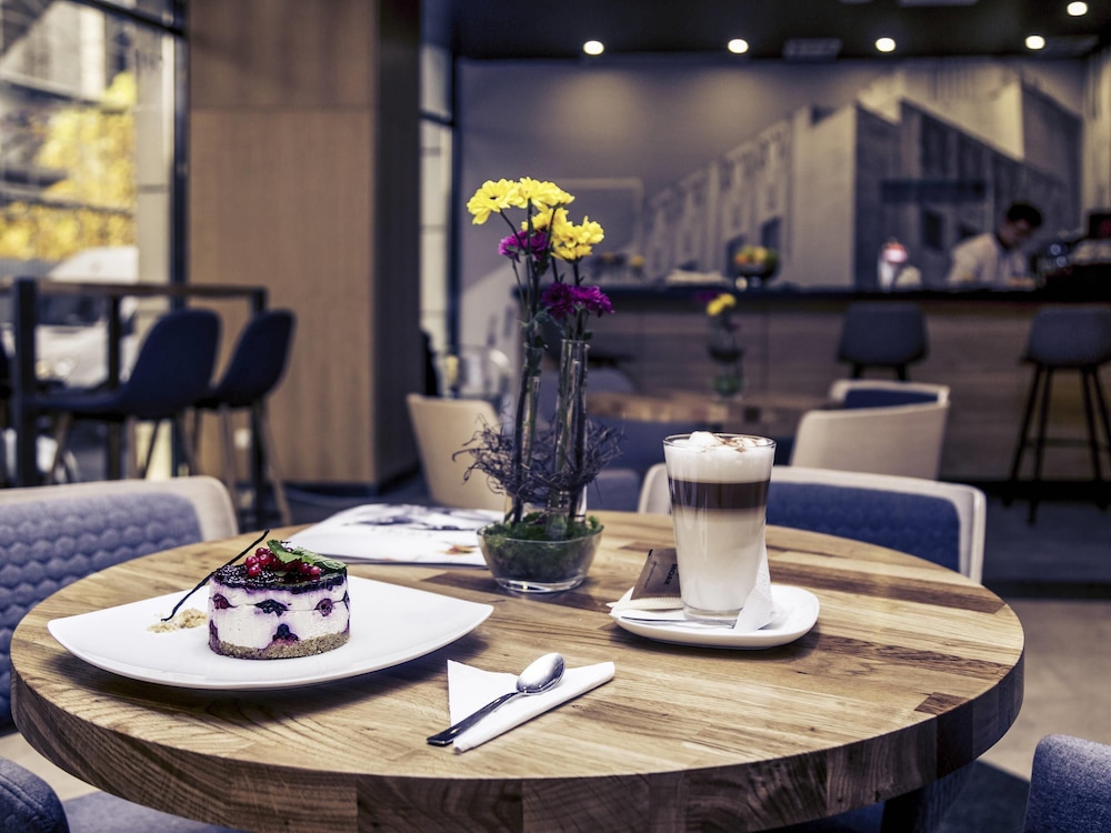 מזון ומשקאות