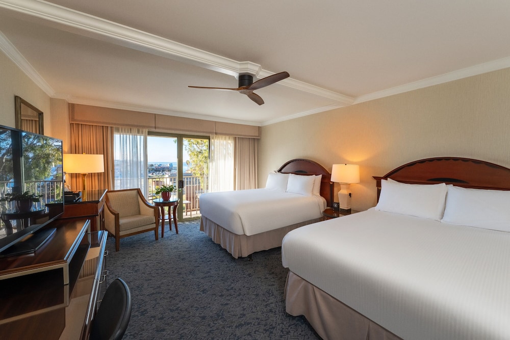 Monterey Plaza Hotel & Spa - photo 22