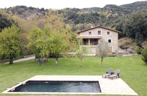 La Xiquella formatges artesans i masoveria — 4-Star Luxury Hotel in Sant Esteve D'en Bas, Spain