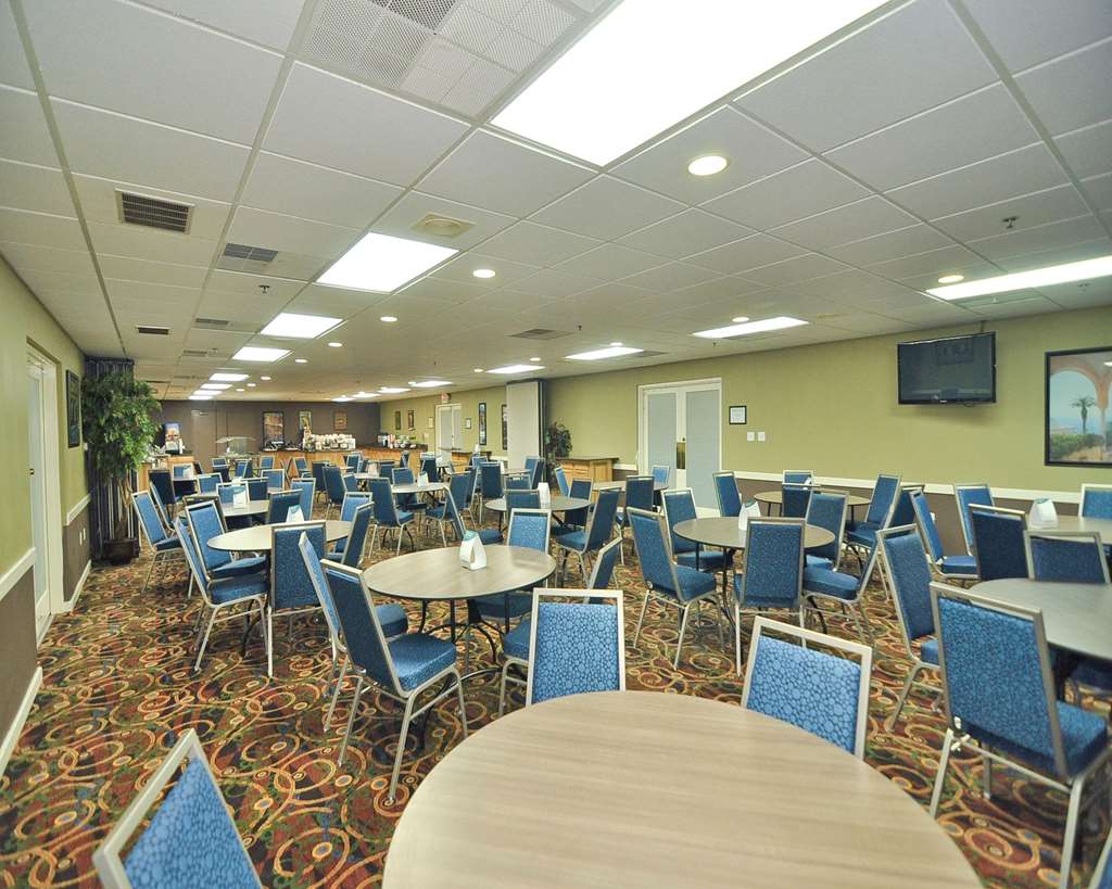 Comfort Inn Sandusky - photo 39