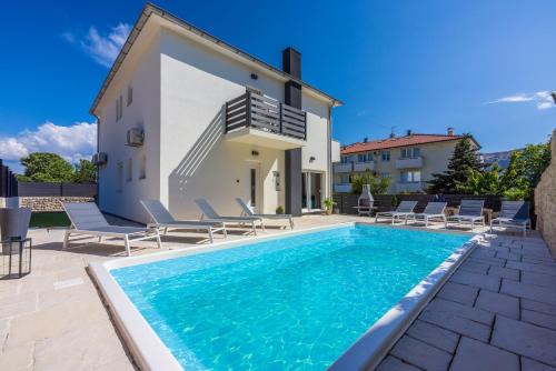 Villa Velvet — 4-Star Luxury Hotel in Baska, Croatia