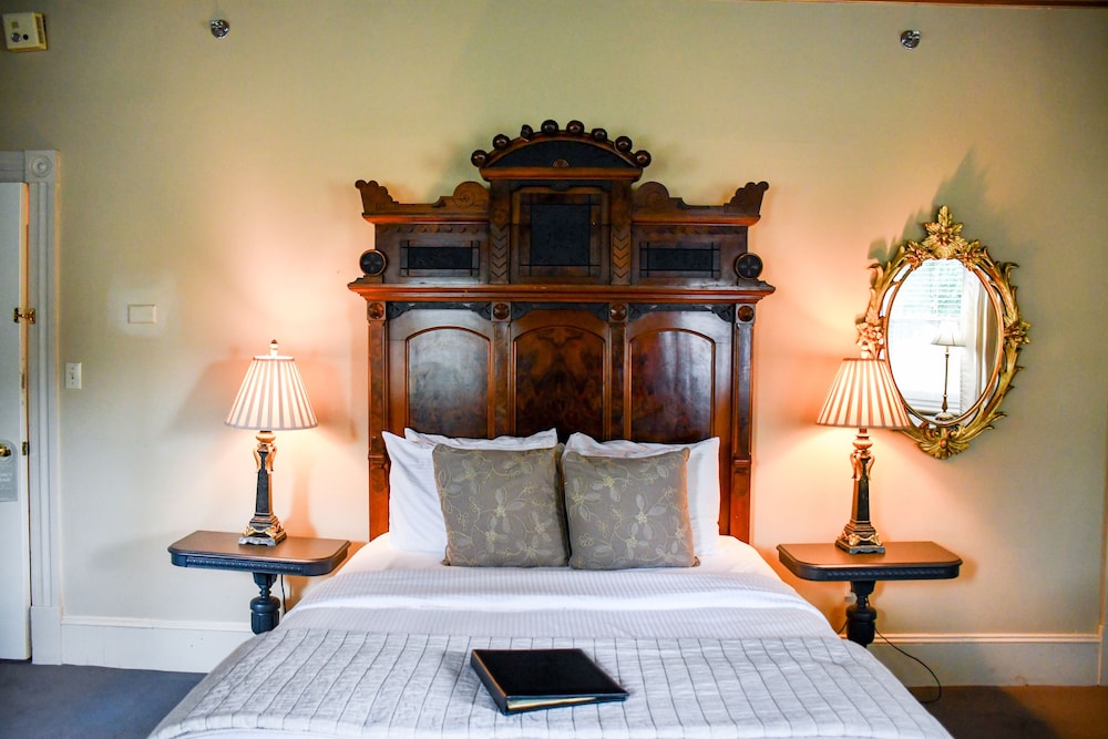 The Sayre Mansion Inn - photo 19