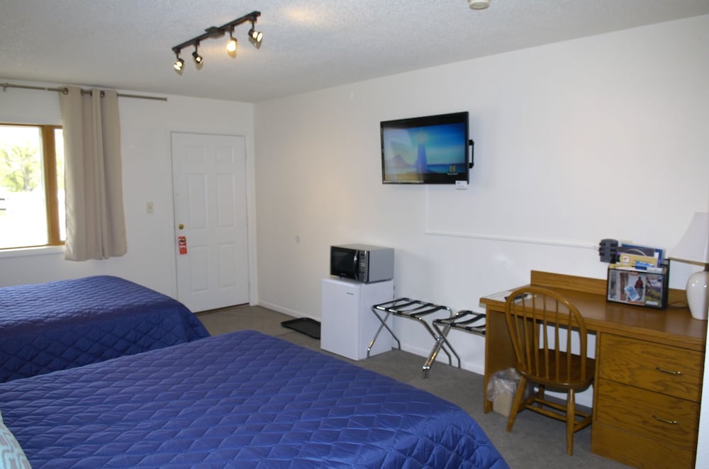 Trout Montana Motel - photo 30