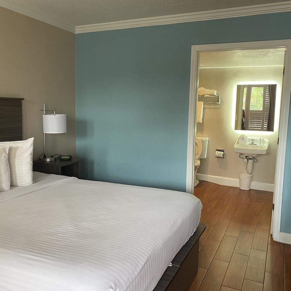 Melbourne Suites - photo 13