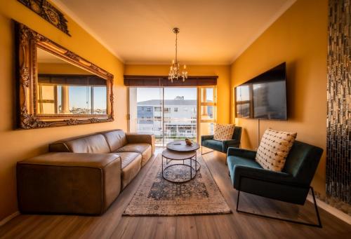Blouberg Beach Luxury Apartment — 4-Star Luxury Hotel in Cape Town, South Africa