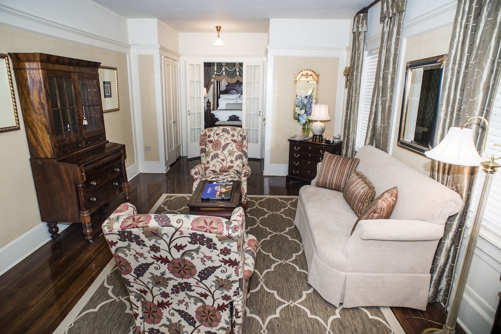 Fairview Inn - photo 17