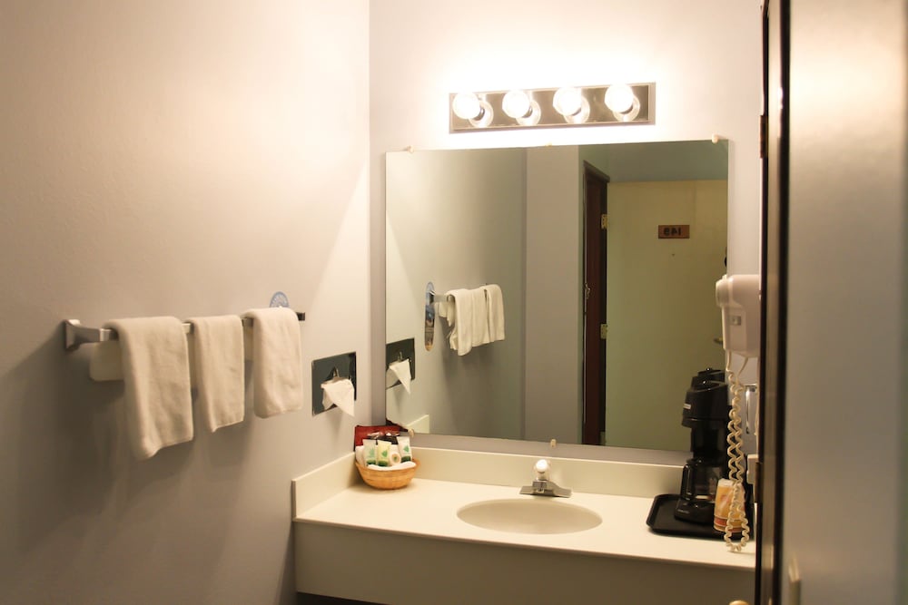 Clover Island Inn - photo 23