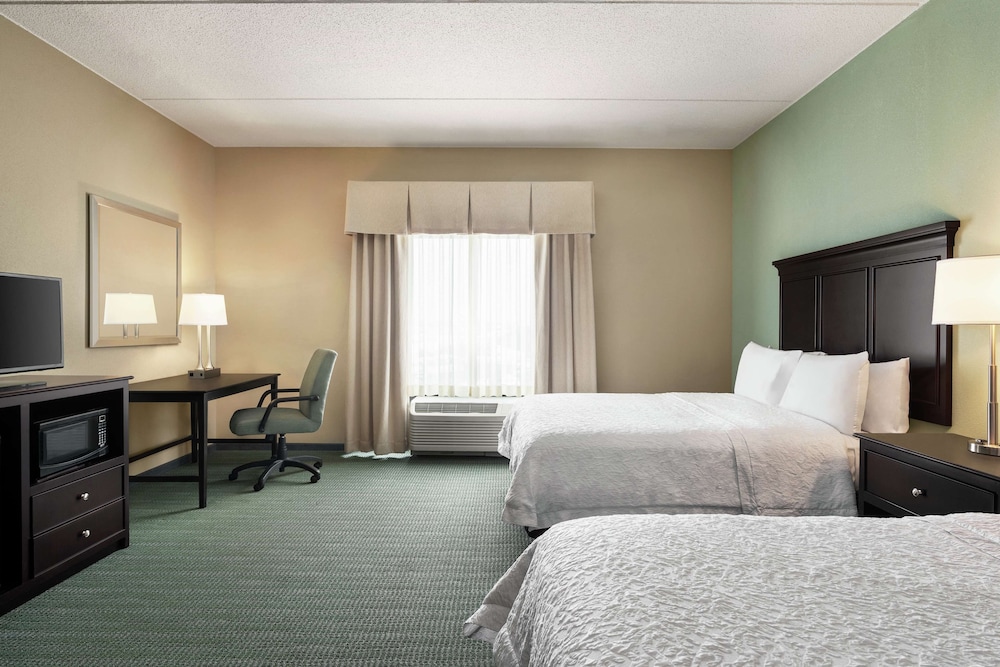 Hampton Inn & Suites Mount Joy Lancaster West - photo 12