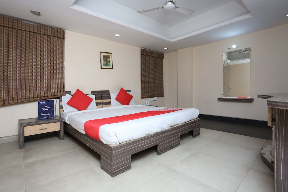 Oyo 9131 Hotel Apsara — Raipur