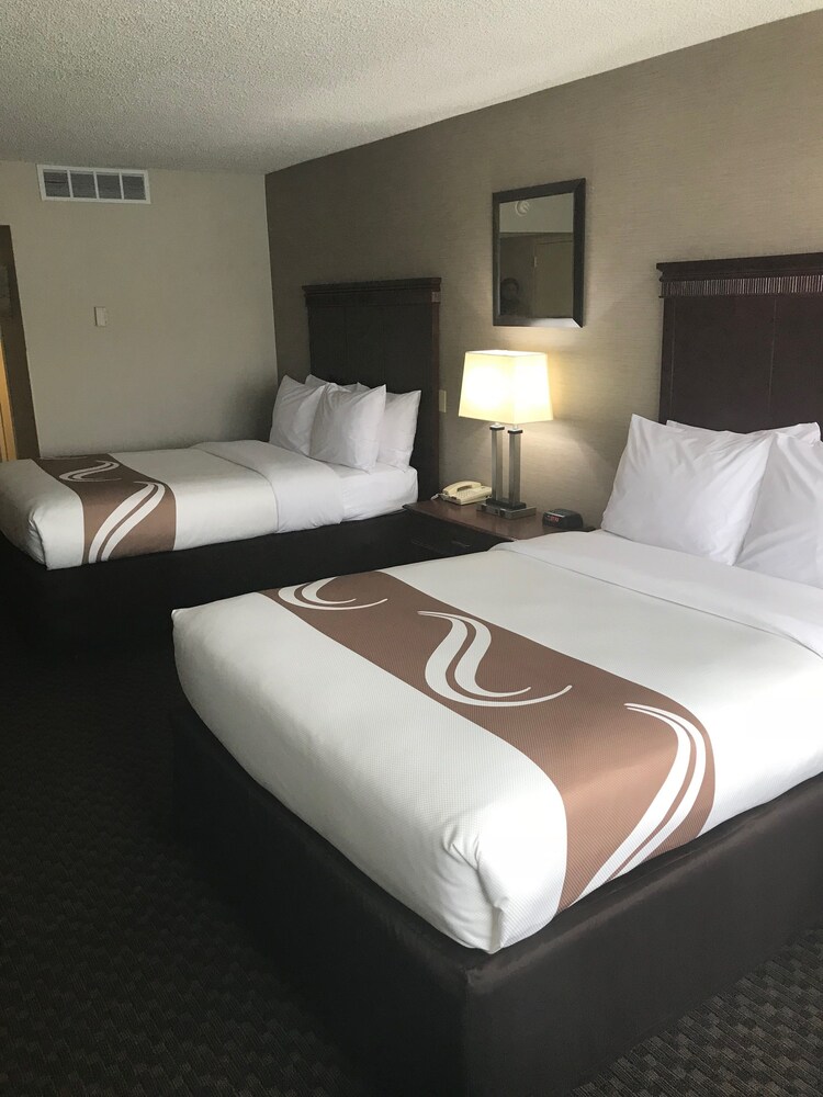Quality Inn Suites Vestal Binghamton Near University — Binghamton