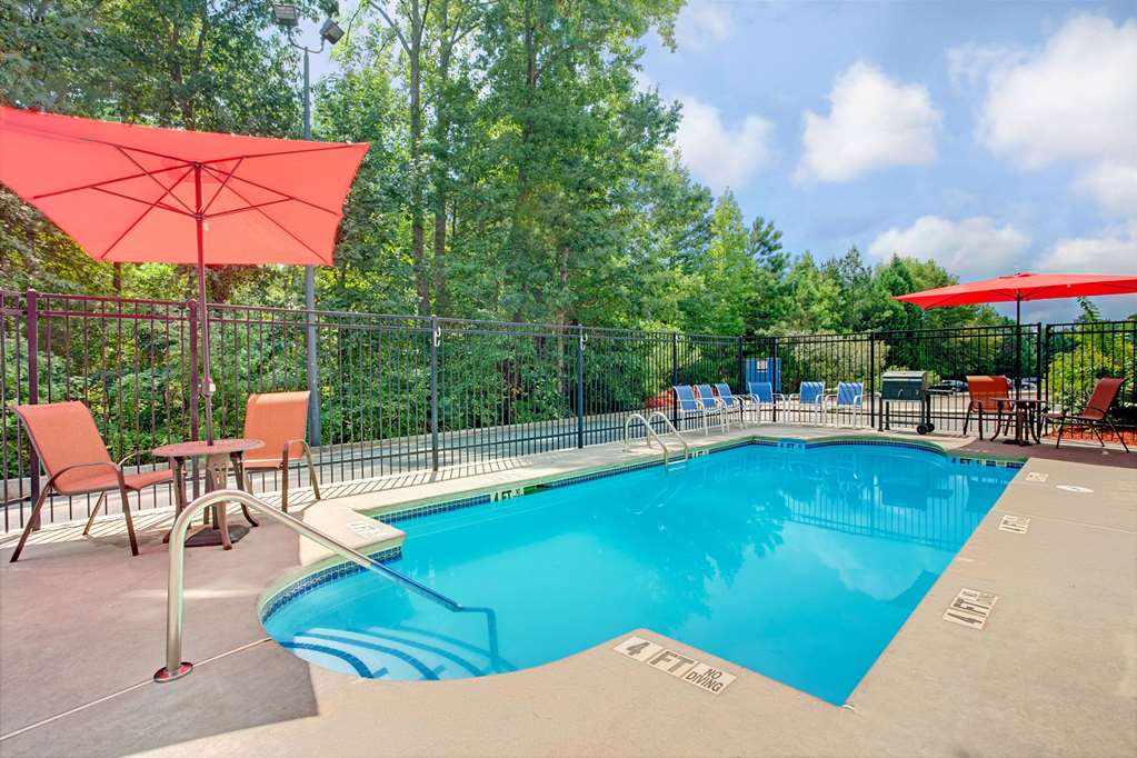 Microtel Inn & Suites by Wyndham Stockbridge Atlanta I 75 - photo 11