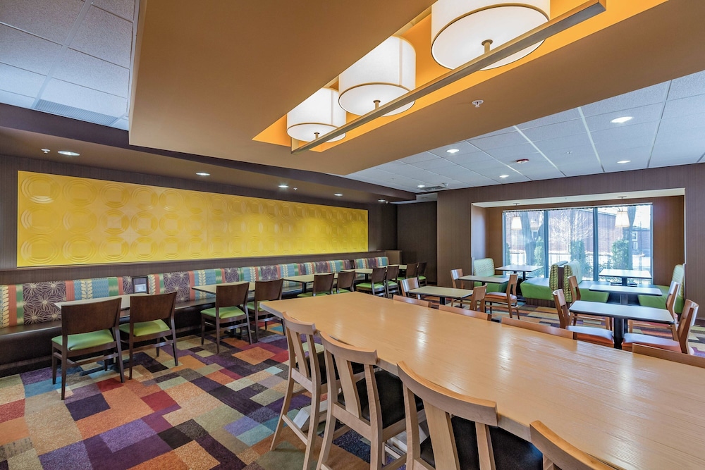Fairfield Inn & Suites Elkhart - photo 23