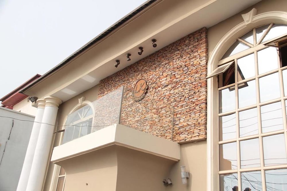 Lakeem Suites Adebola - last minute hotel in Lagos