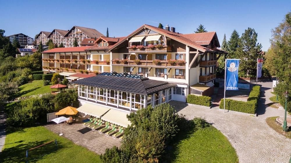 Parkhotel Tannenhof - carbon neutral hotel in Nesselwang