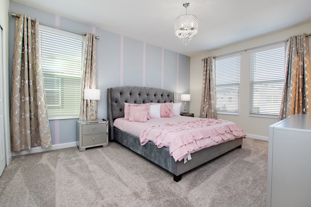 Champions Gate Resort 6 Bdrm Home - photo 6
