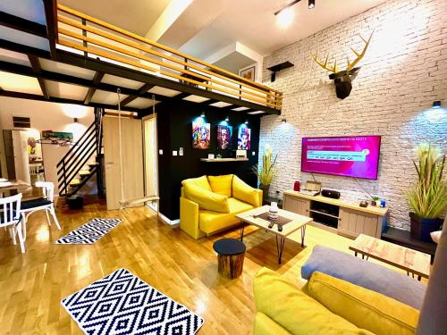 Lifestyle Gallery Apartment — 4-Star Luxury Hotel in Skopje, Republic of Macedonia