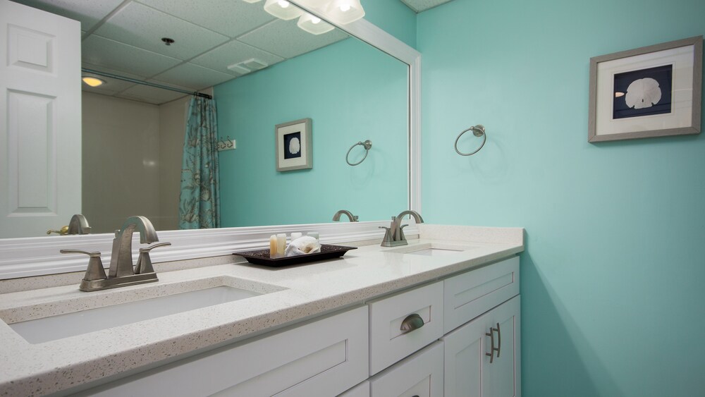 Long Beach 4 1007E 556192 by RedAwning - photo 61