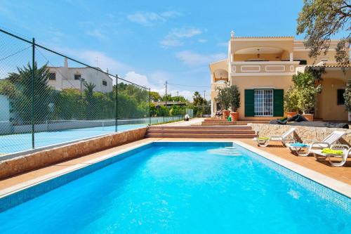 Casa do Sobreiro — 4-Star Luxury Hotel in Olhao, Portugal