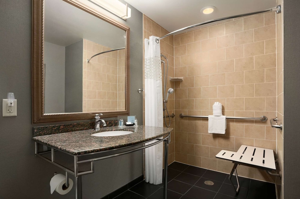 Hampton Inn & Suites Ogden - photo 23