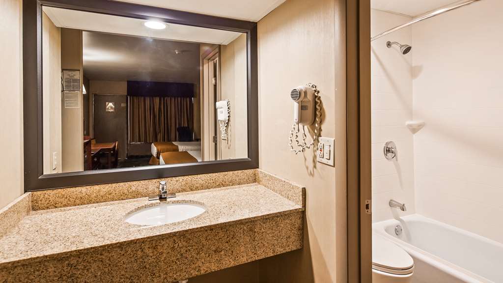 Best Western Gateway Adirondack Inn - photo 23
