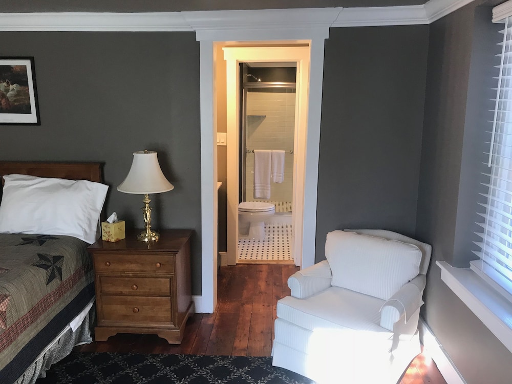 Stottsville Inn - photo 29