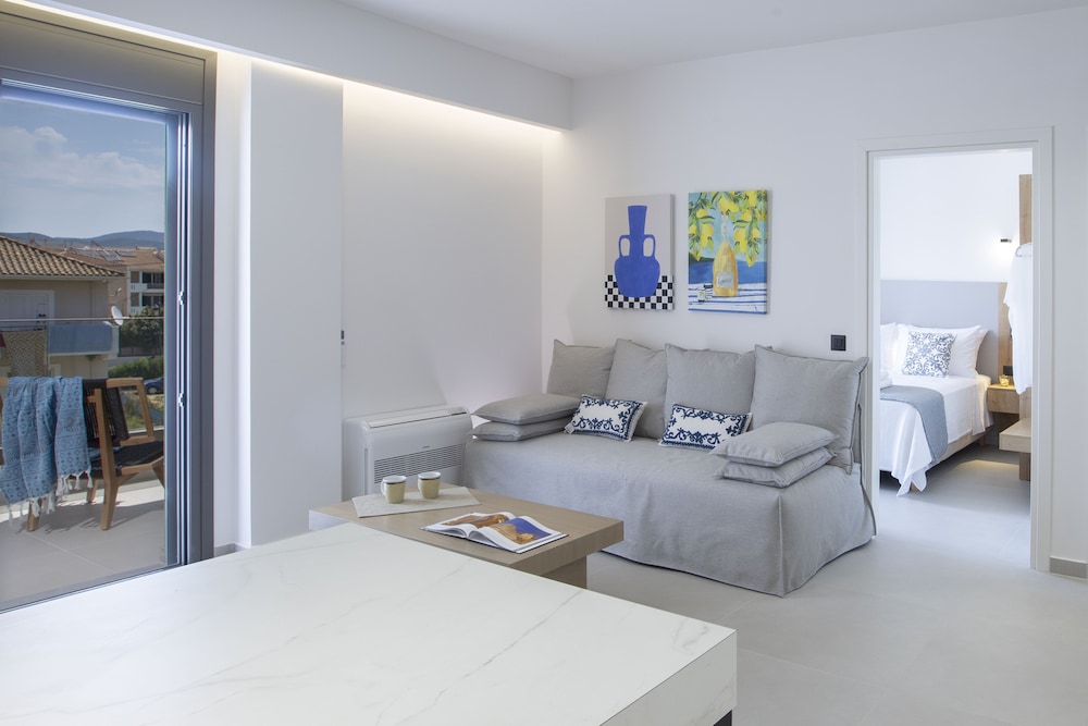 Achillion Suites — Lefkada — photo 2