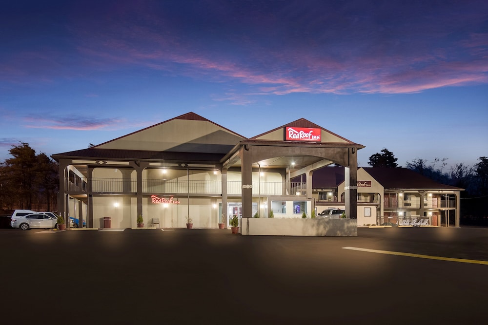Red Roof Inn Crossville - photo 28