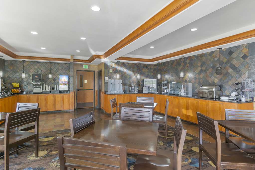 Best Western Plus Ellensburg Hotel - photo 6