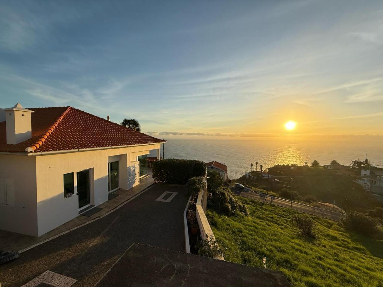 Magnolia Sunsets - last minute hotel in Calheta